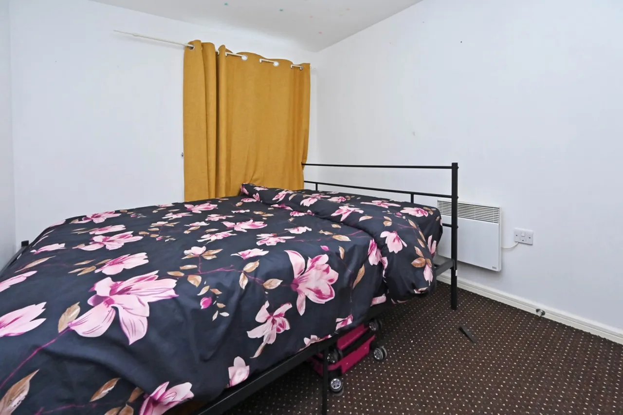Lancashire Court, Federation Road, Burslem, photo 9