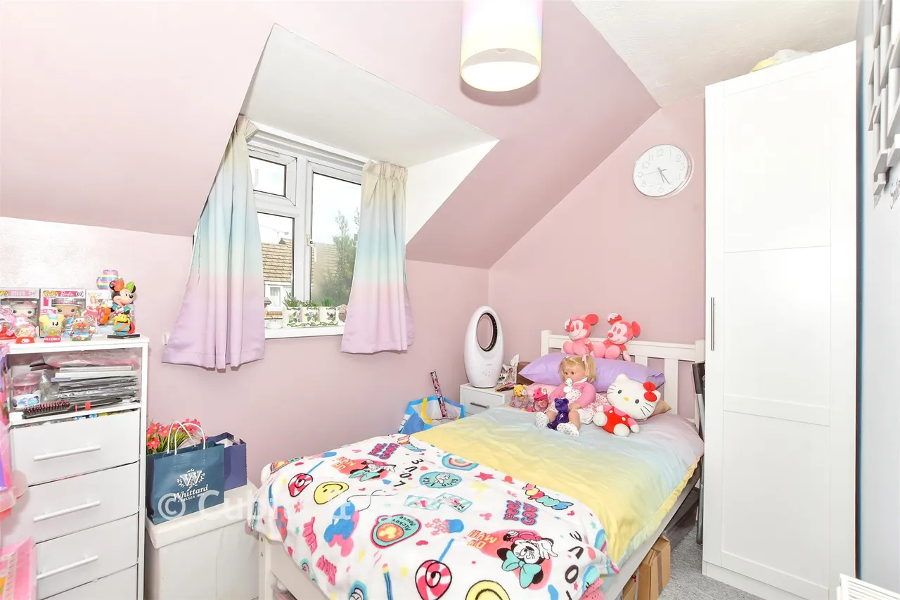 Osborne Crescent, Chichester, PO19, photo 9