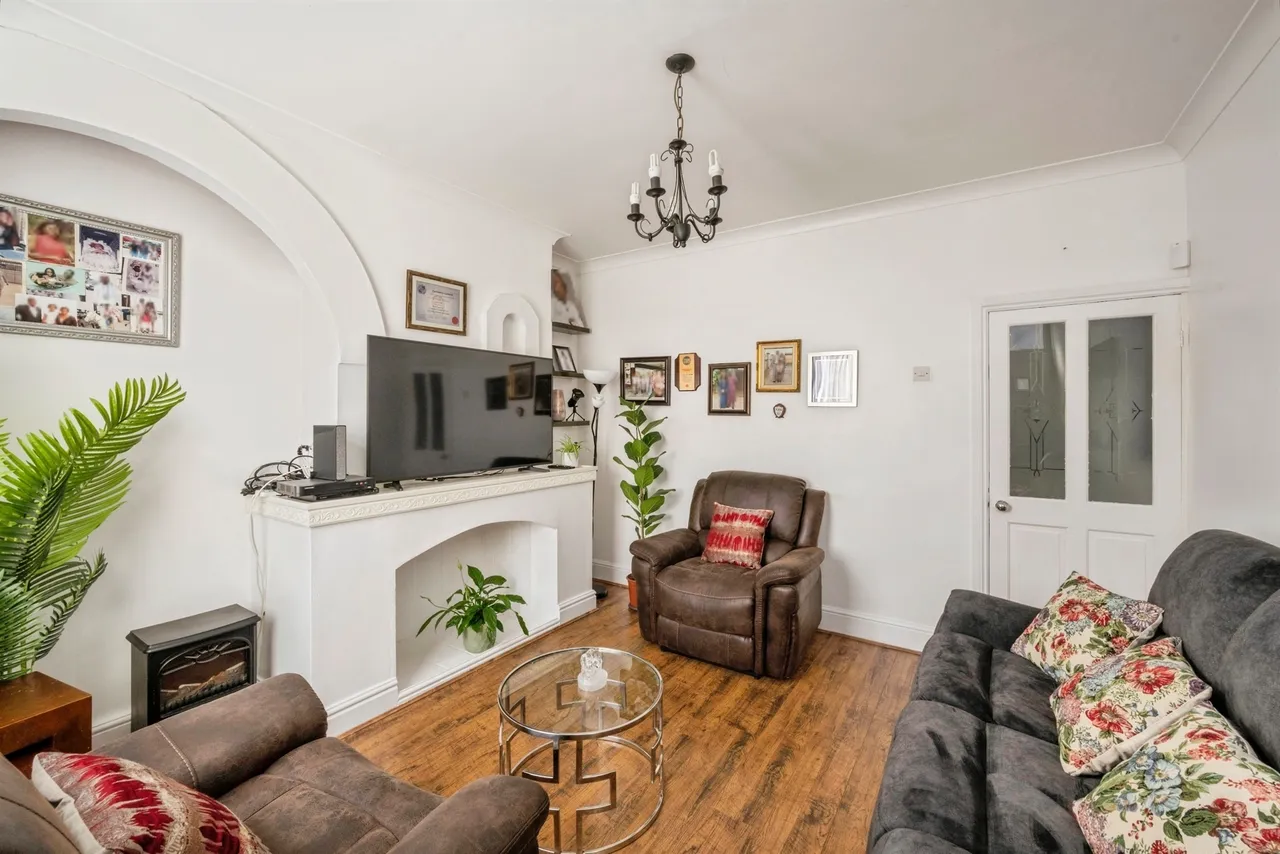 Sandymount Road, Wath-Upon-Dearne, S63, photo 5
