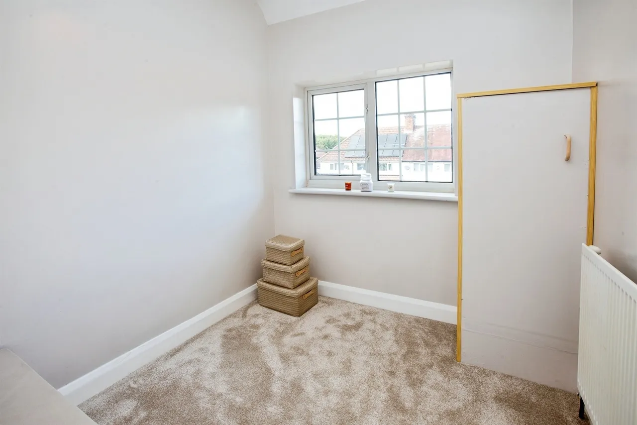 Boundary Walk, Langwith, NG20, photo 11