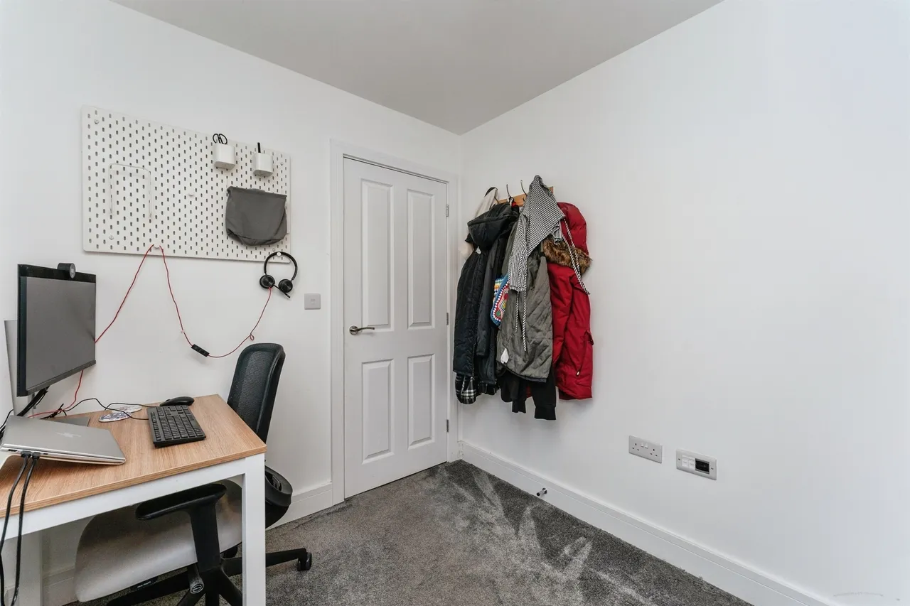 Marjory Close, Chester, CH4, photo 15
