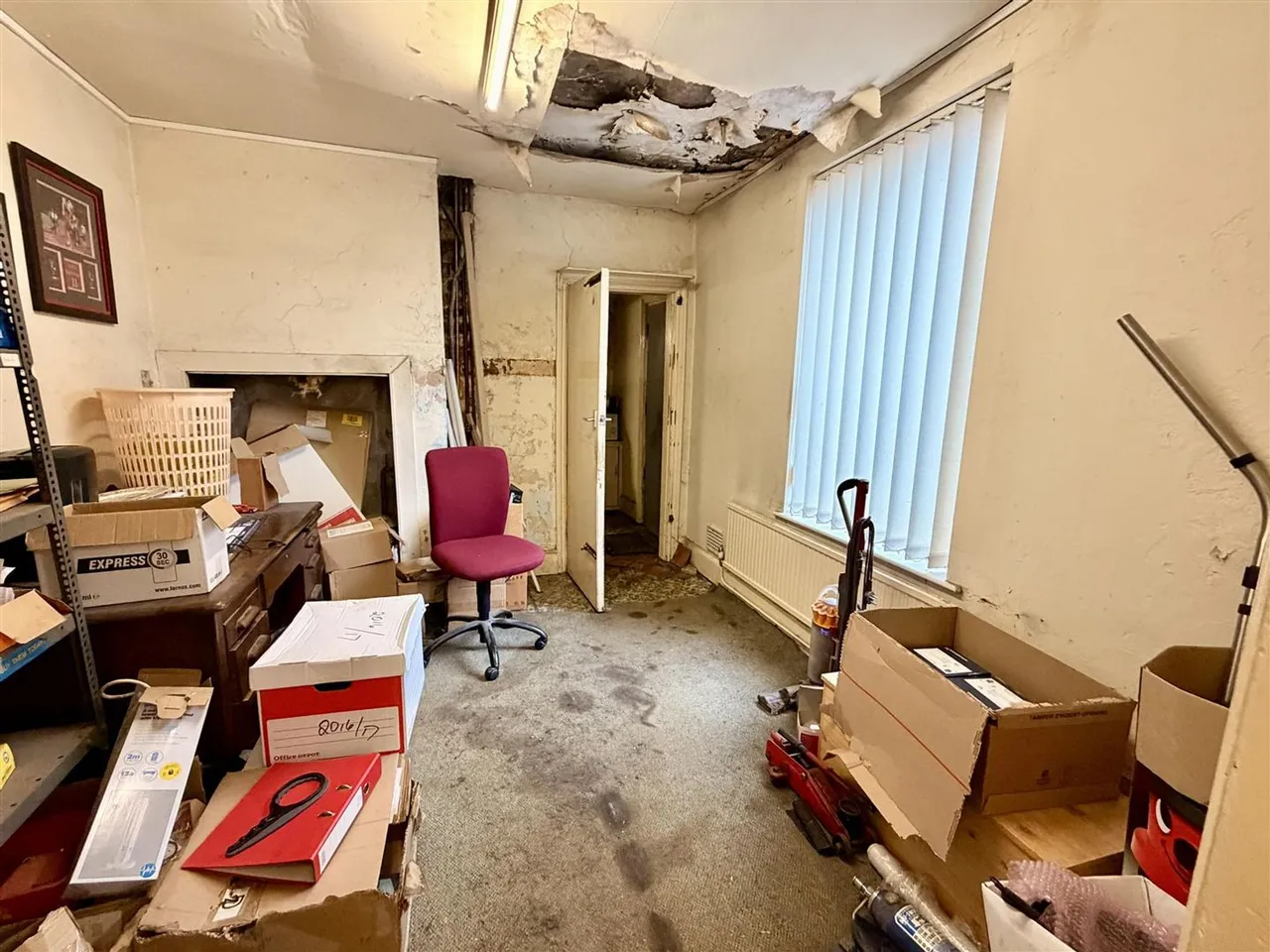 Bathroom Commercial Property for Sale, photo 3