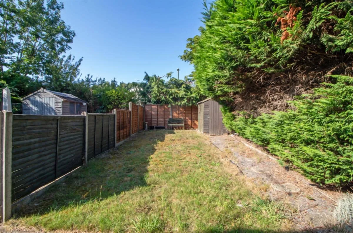 Spruce Avenue, Waterlooville, PO7 8HR, photo 9