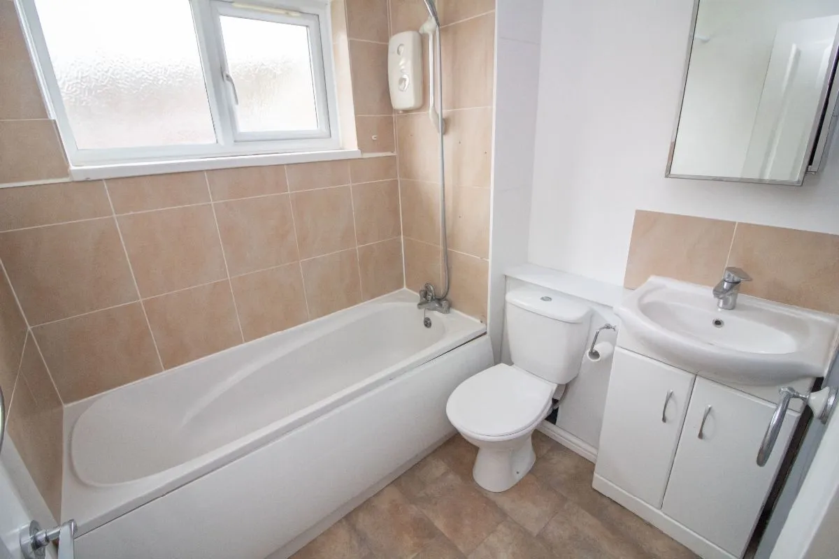 Spruce Avenue, Waterlooville, PO7 8HR, photo 8
