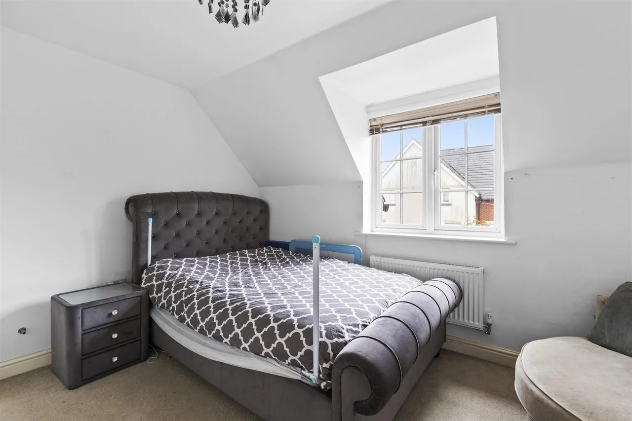 Kingshill Drive, High Wycombe, HP13, photo 10