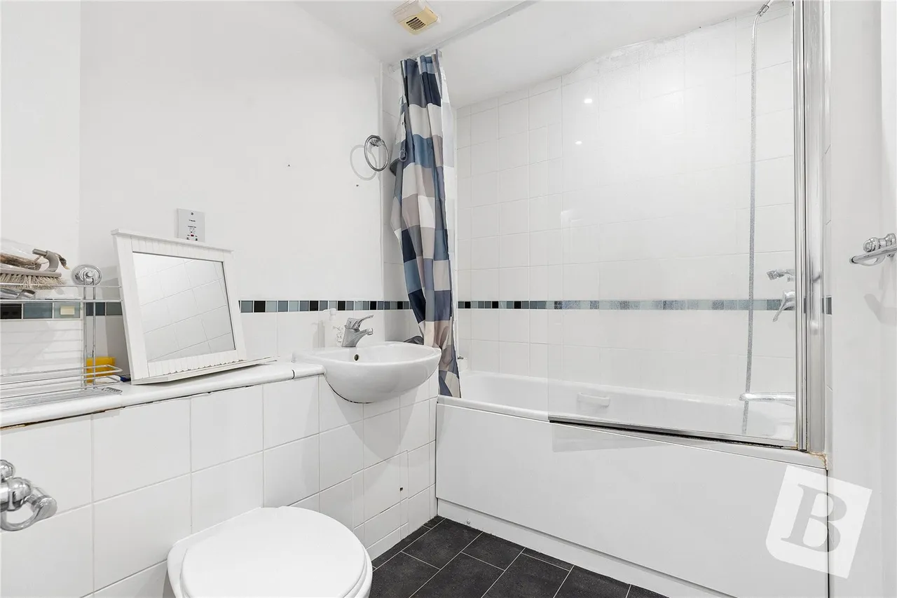 Oldchurch Road, Romford, RM7, photo 6