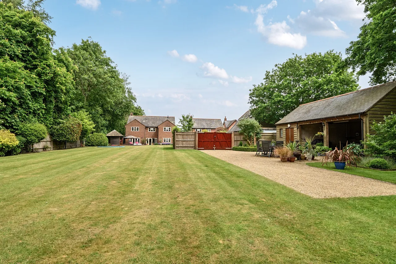Coomb Meadow, Burbage, SN8, photo 8