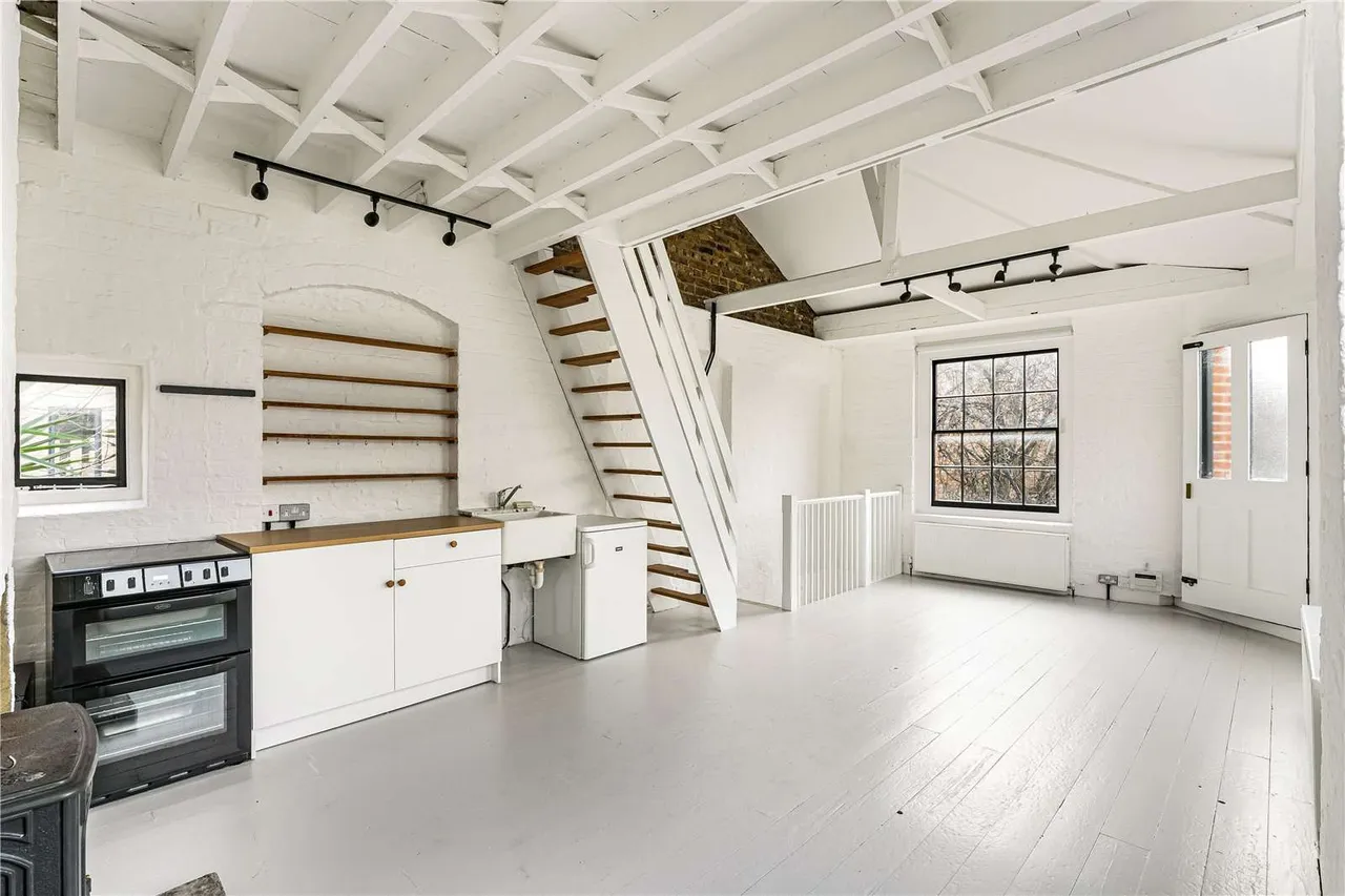 Padbury Court, London, E2, photo 6