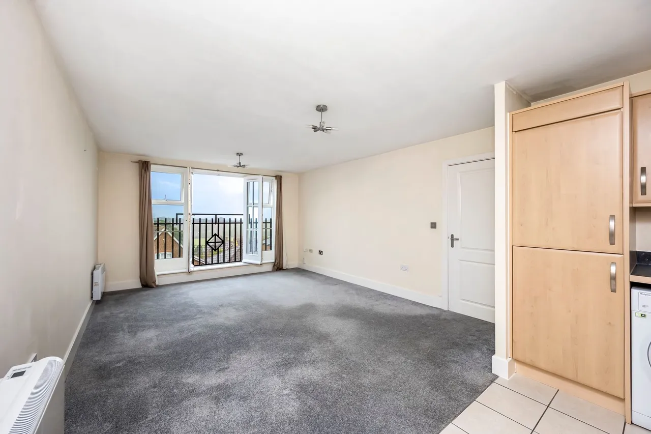 Updown Hill, Woodcote House Updown Hill, RH16, photo 5