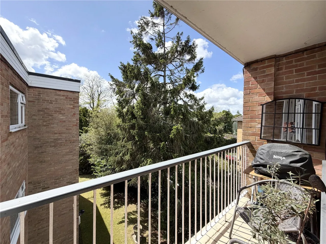 West Cliff Road, Bournemouth, Dorset, BH4, photo 9