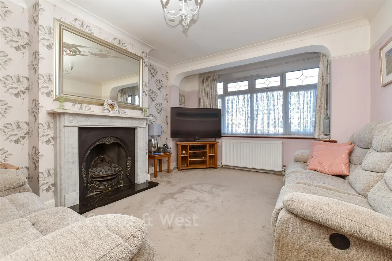 Headley Avenue, Wallington, SM6, photo 4