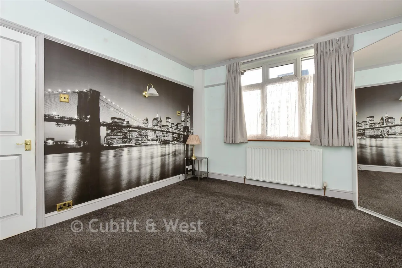 Headley Avenue, Wallington, SM6, photo 3