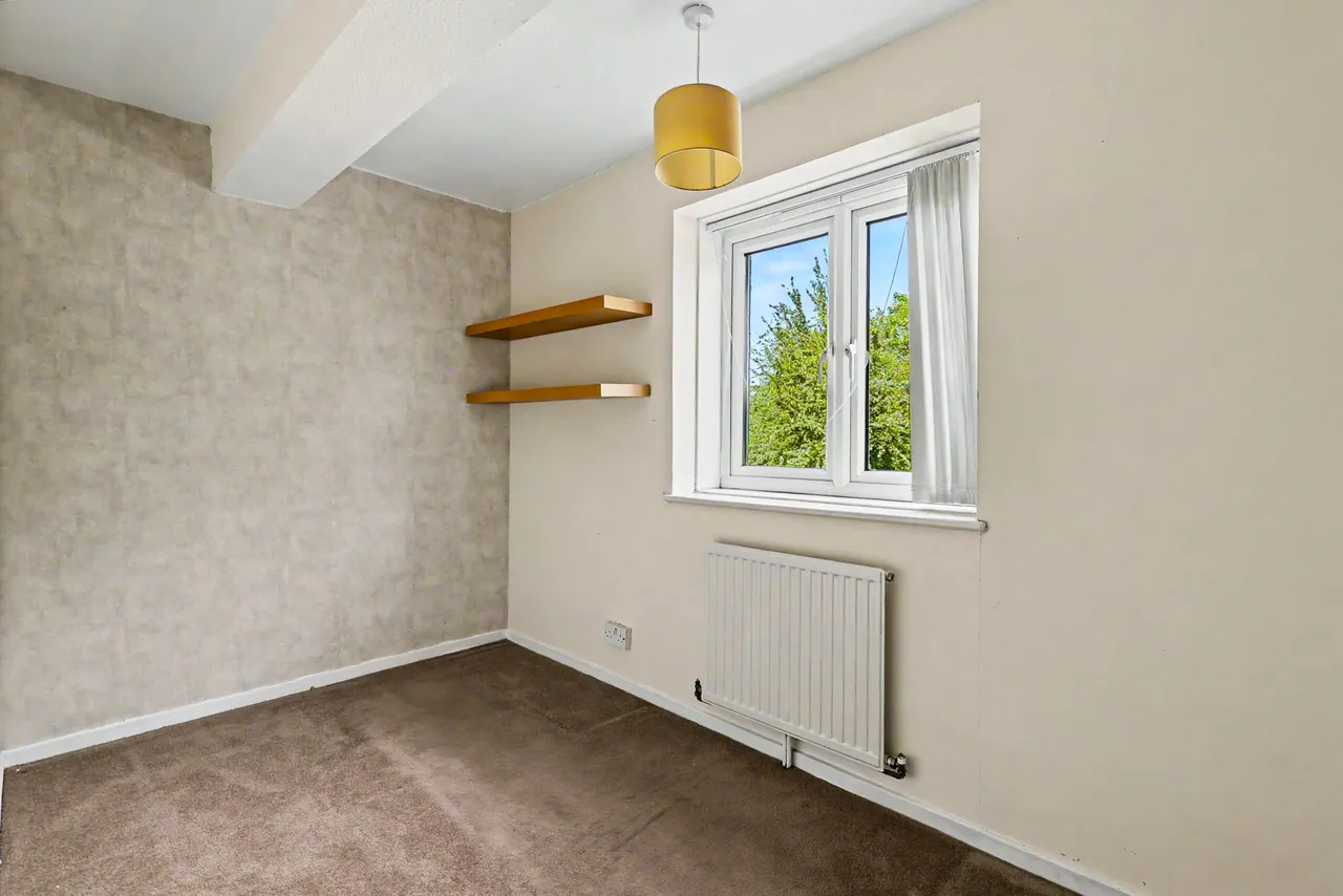 Fishers Close, Waltham Cross, EN8, photo 10