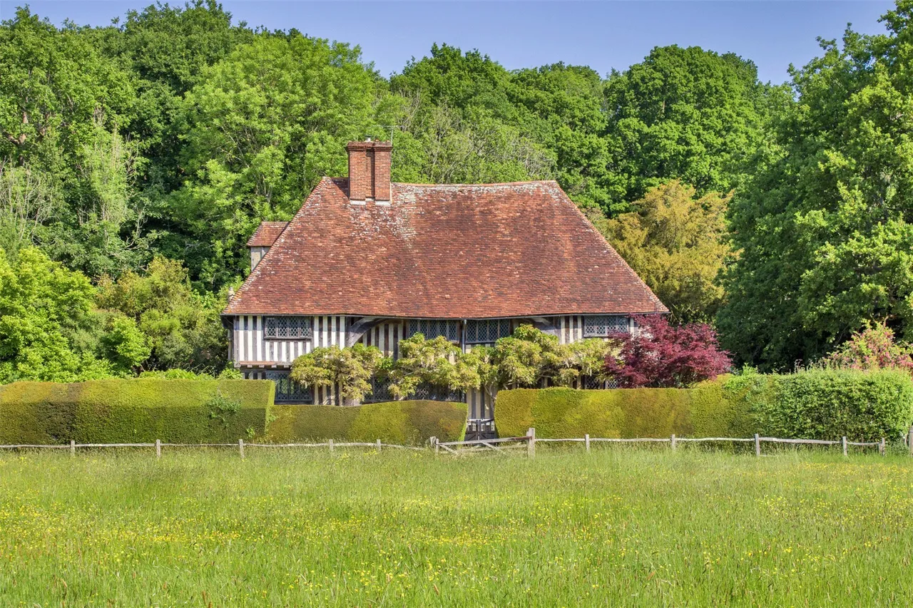 10 bed house for sale, Hinksden Road, Benenden, TN17