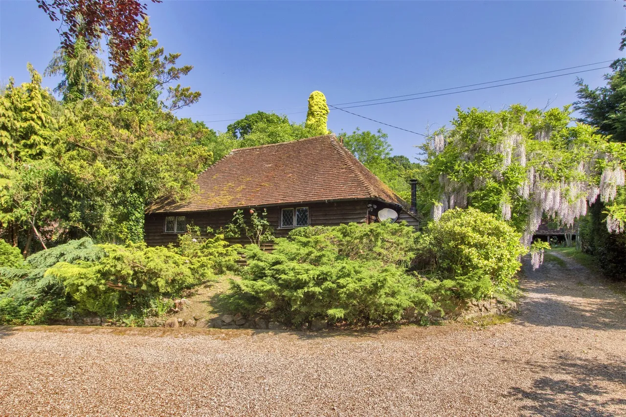 Hinksden Road, Benenden, TN17, photo 17