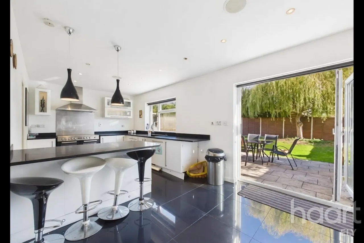 Red Lion Lane, Sutton, CB6, photo 3