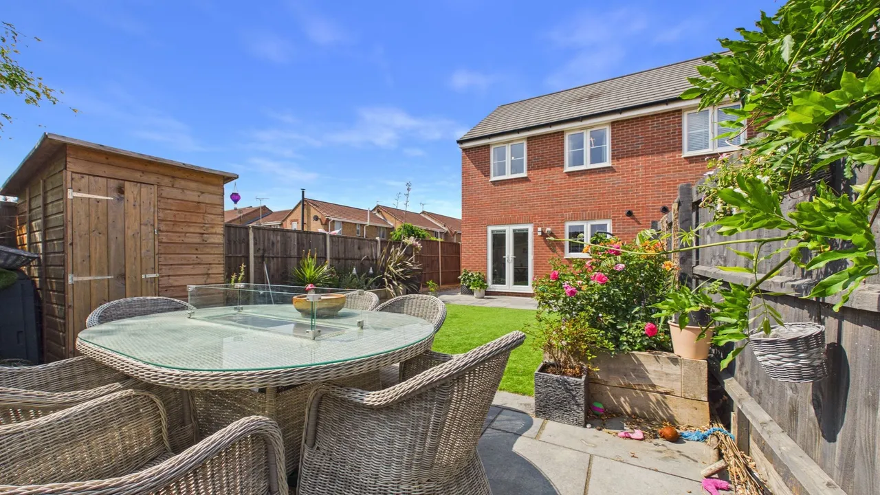 Brewton Drive, DEEPING ST JAMES, PE6, photo 19