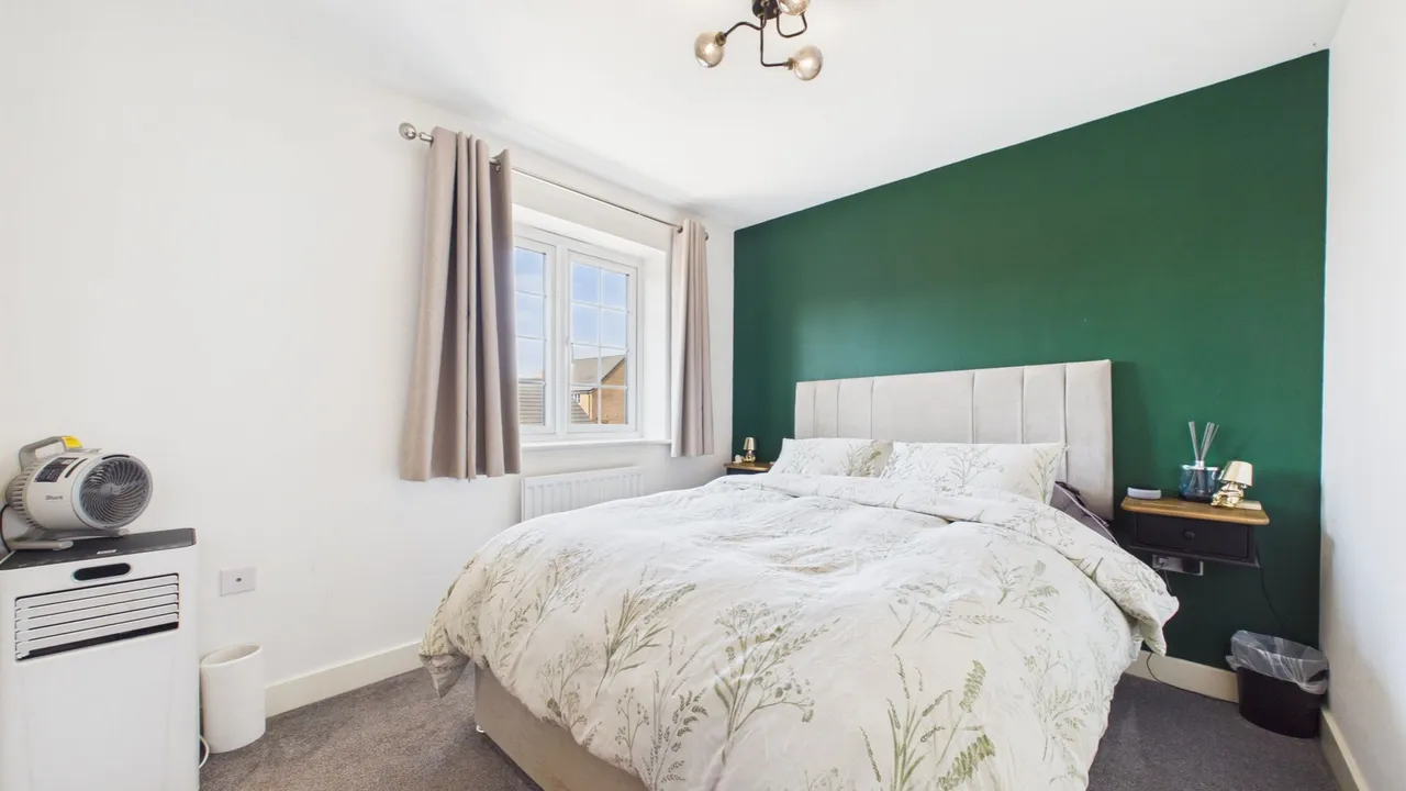 Brewton Drive, DEEPING ST JAMES, PE6, photo 11
