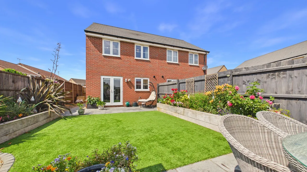 Brewton Drive, DEEPING ST JAMES, PE6, photo 18