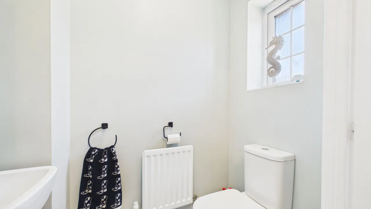 Brewton Drive, DEEPING ST JAMES, PE6, photo 9