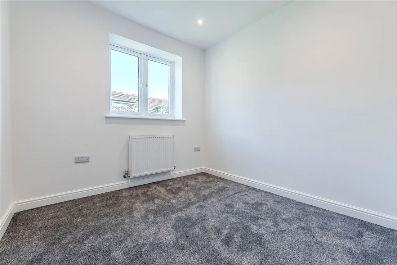 Outwood Lane, Horsforth, LS18, photo 13