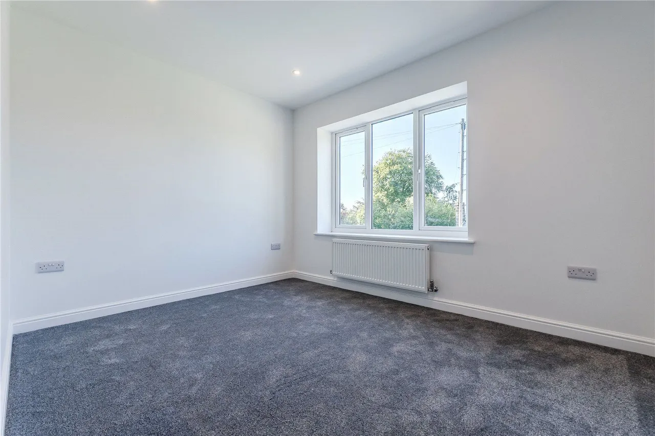 Outwood Lane, Horsforth, LS18, photo 8