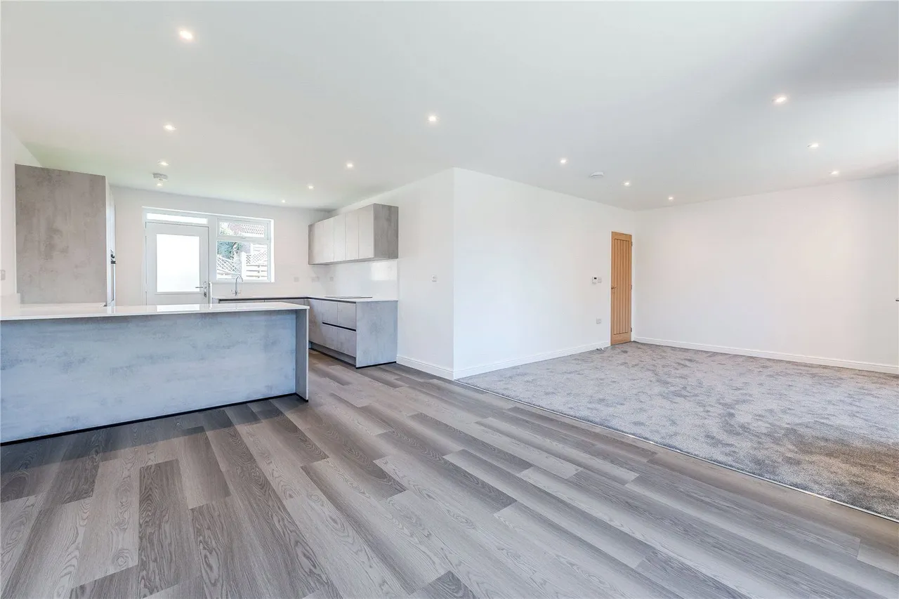 Outwood Lane, Horsforth, LS18, photo 10