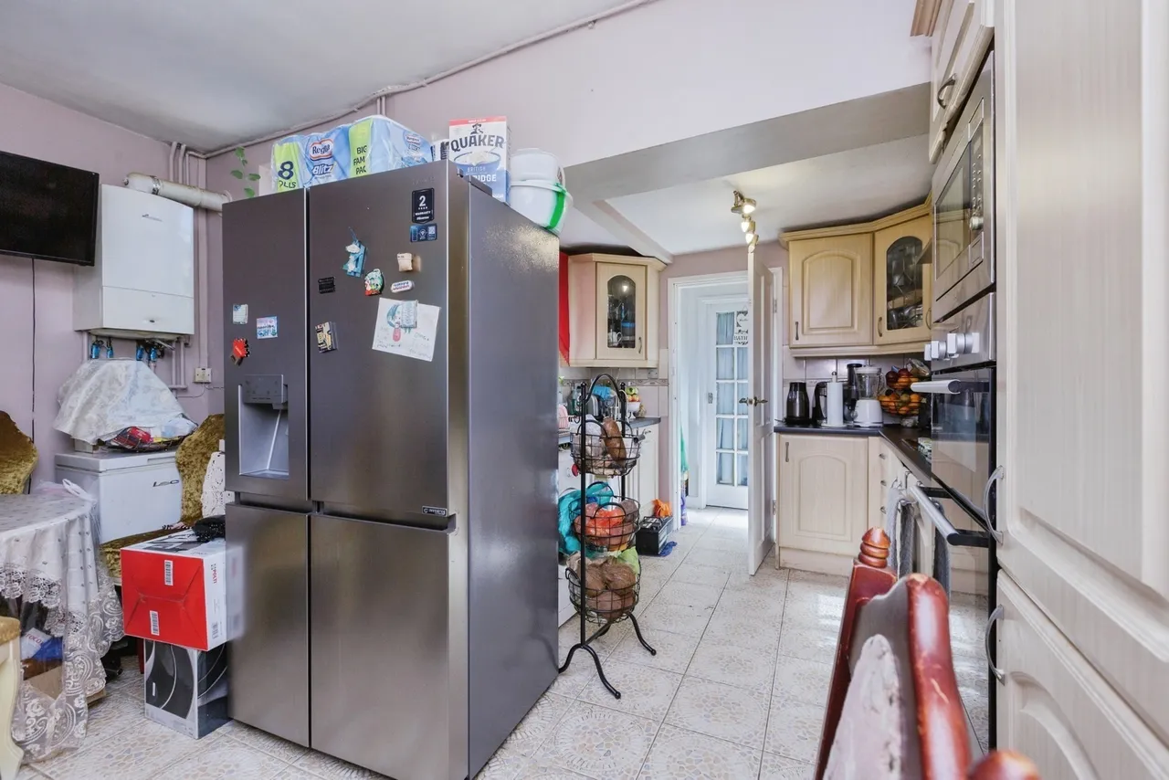 Tunstall Crescent, Humberstone, LE4, photo 5