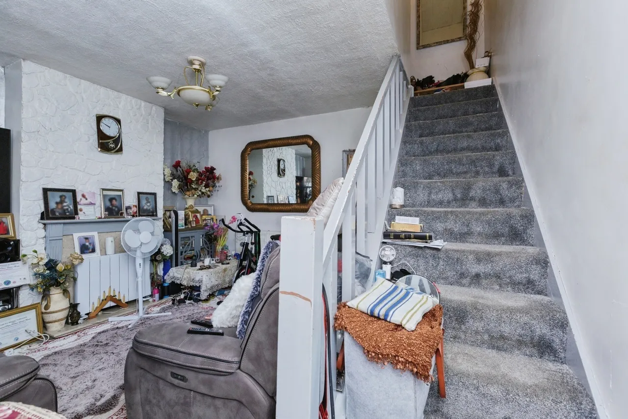 Tunstall Crescent, Humberstone, LE4, photo 4