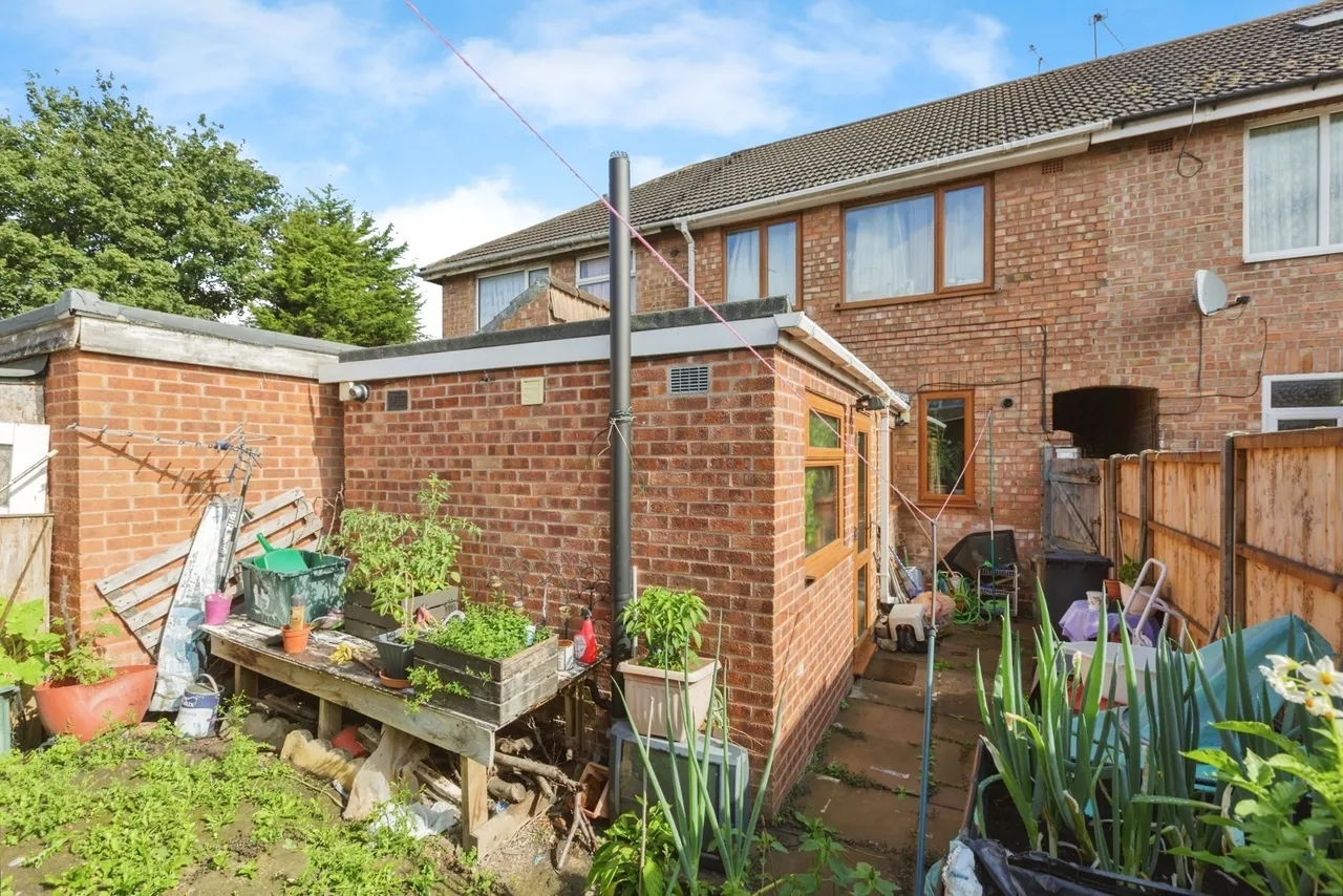 Tunstall Crescent, Humberstone, LE4, photo 16