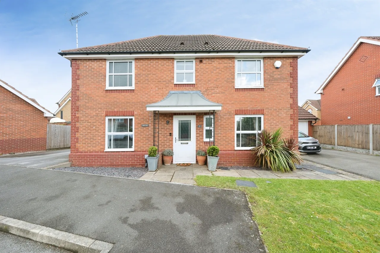 4 bed house for sale, Calladine Close, Sutton-In-Ashfield, NG17