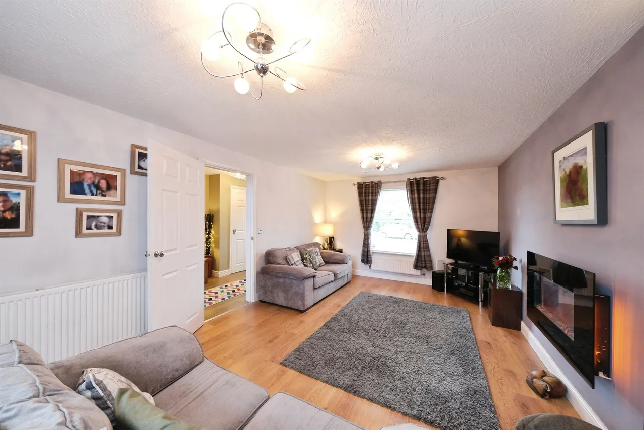 Calladine Close, Sutton-In-Ashfield, NG17, photo 5