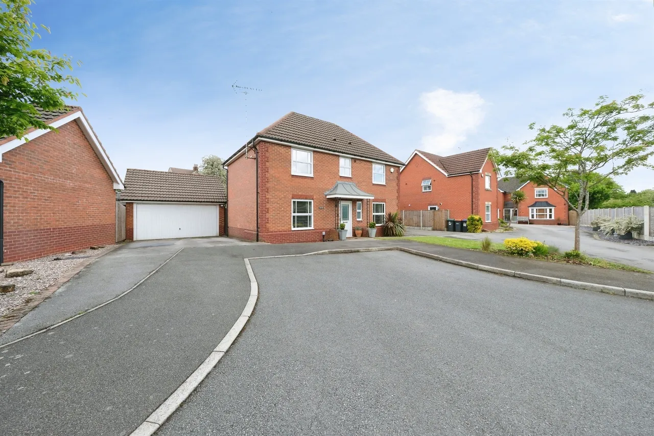 Calladine Close, Sutton-In-Ashfield, NG17, photo 24