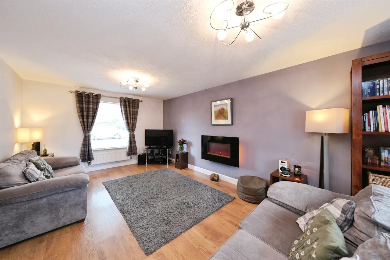 Calladine Close, Sutton-In-Ashfield, NG17, photo 6