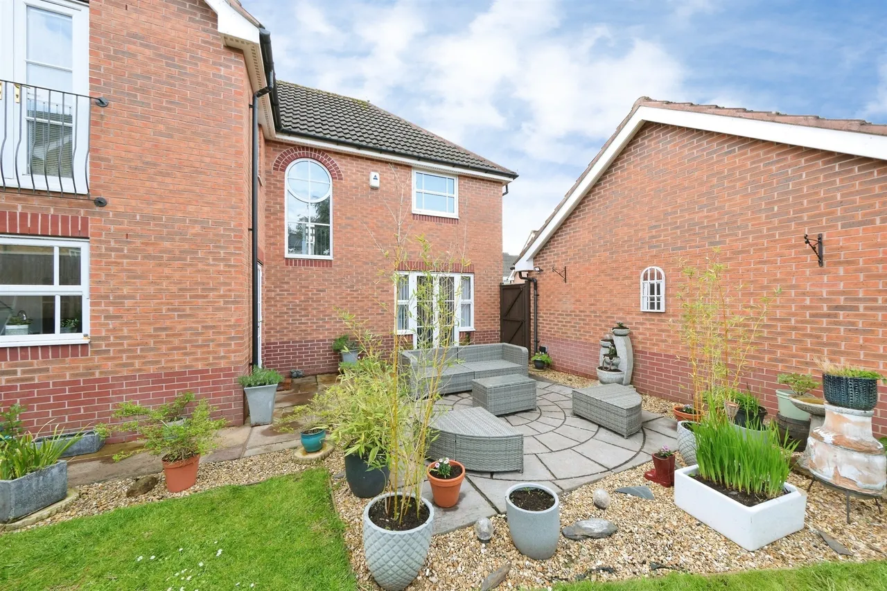 Calladine Close, Sutton-In-Ashfield, NG17, photo 22