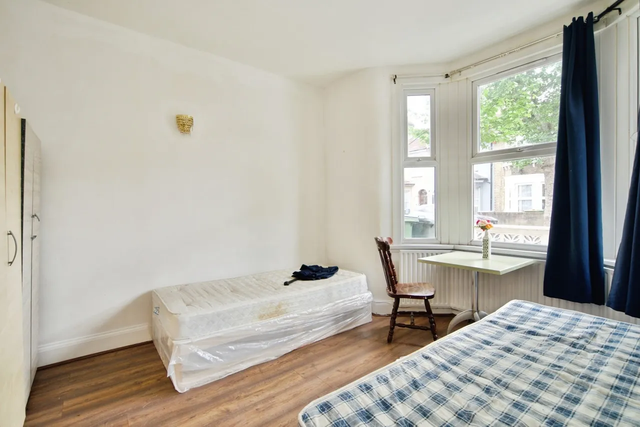 Ashley Road, Forest Gate, London, E7, photo 2