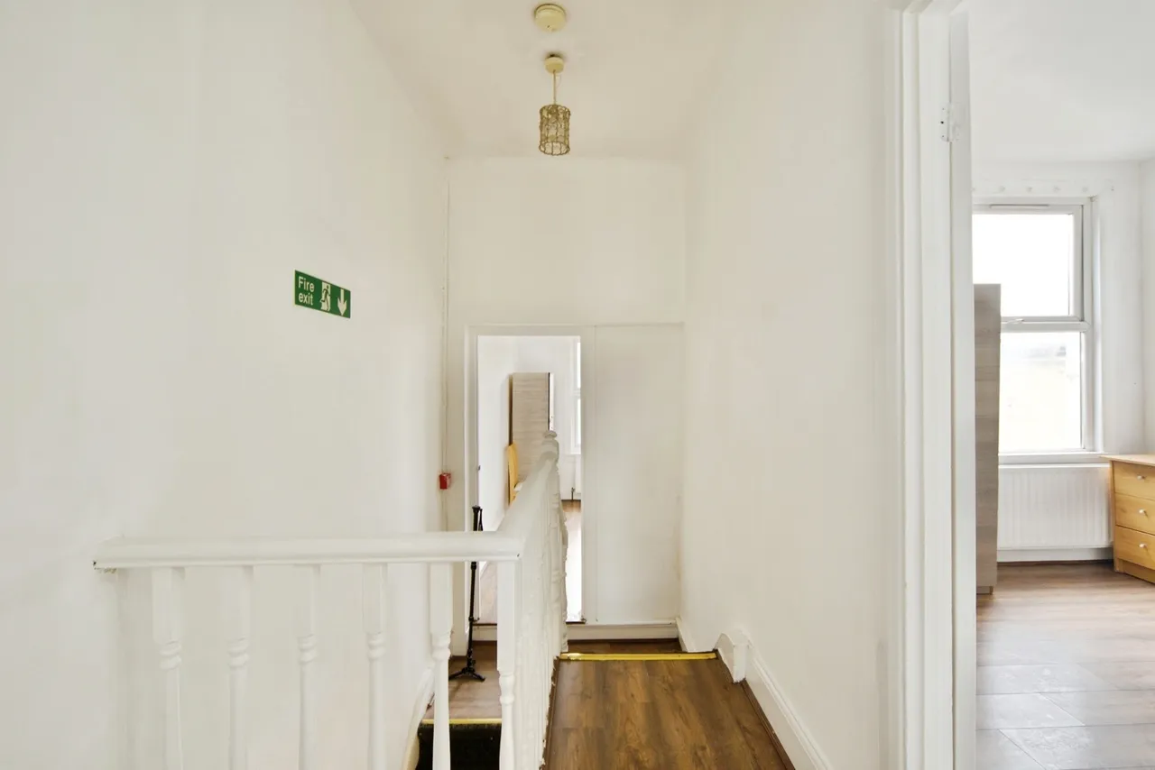 Ashley Road, Forest Gate, London, E7, photo 10