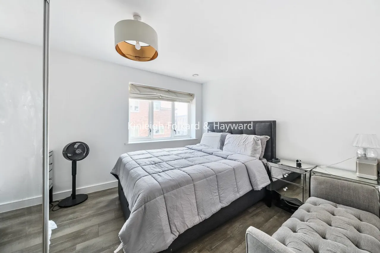Guardhouse Way, Mill Hill, NW7, photo 8