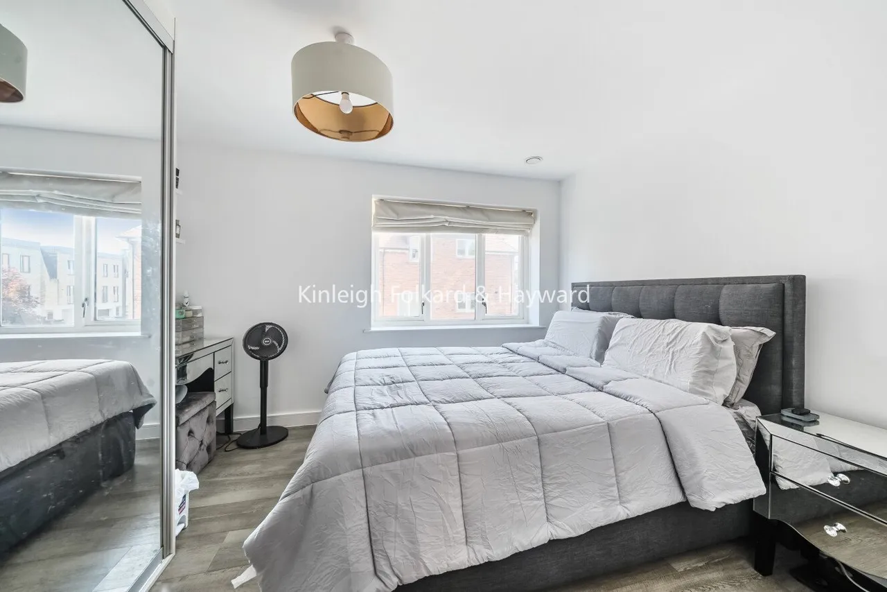 Guardhouse Way, Mill Hill, NW7, photo 9