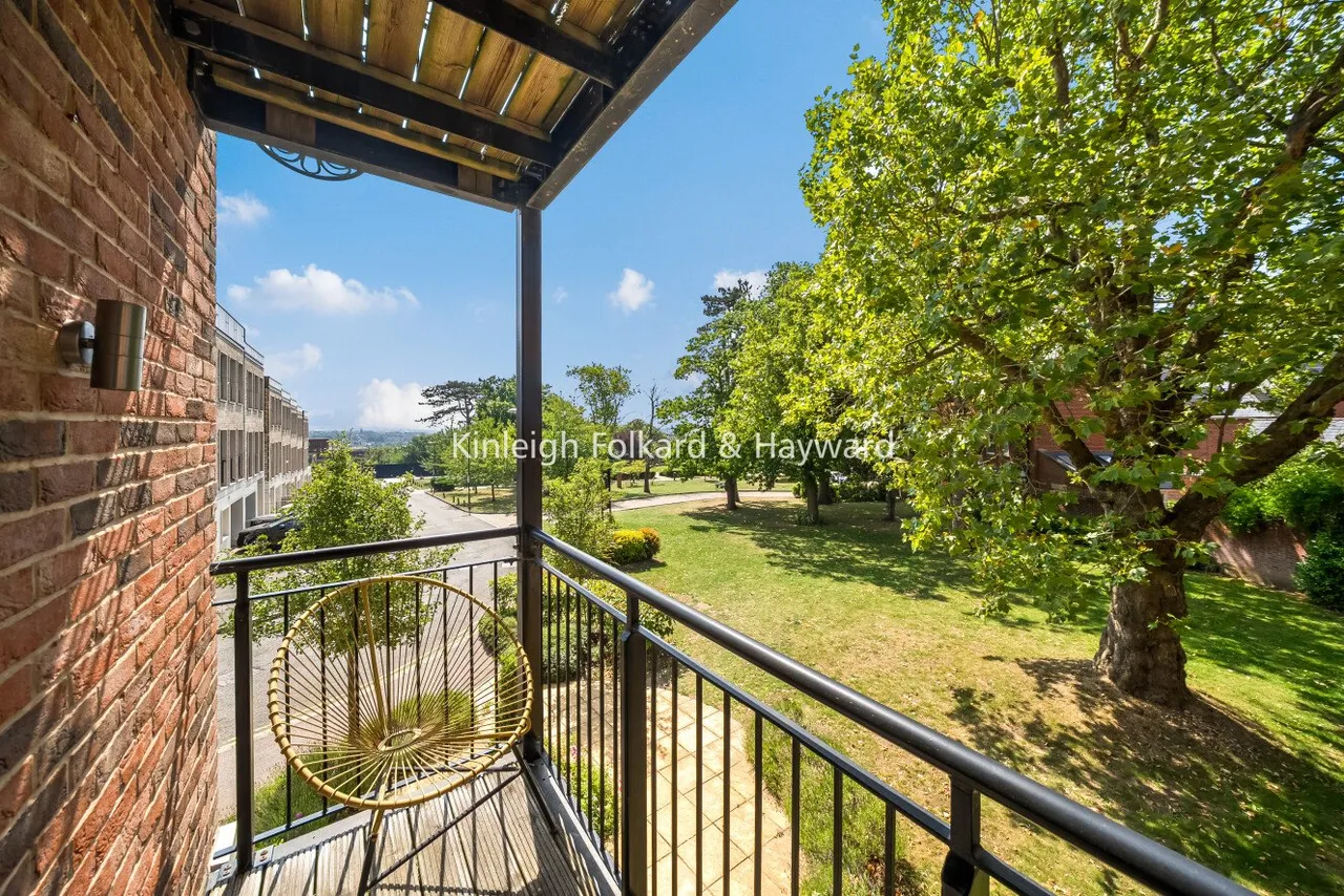Guardhouse Way, Mill Hill, NW7, photo 5