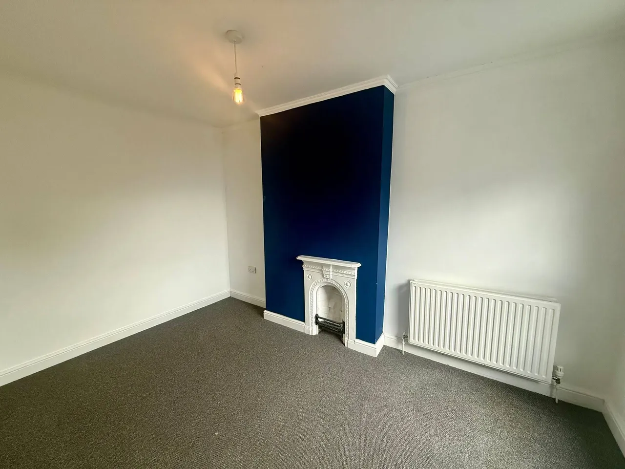 High Street, Saltney, CH4, photo 7