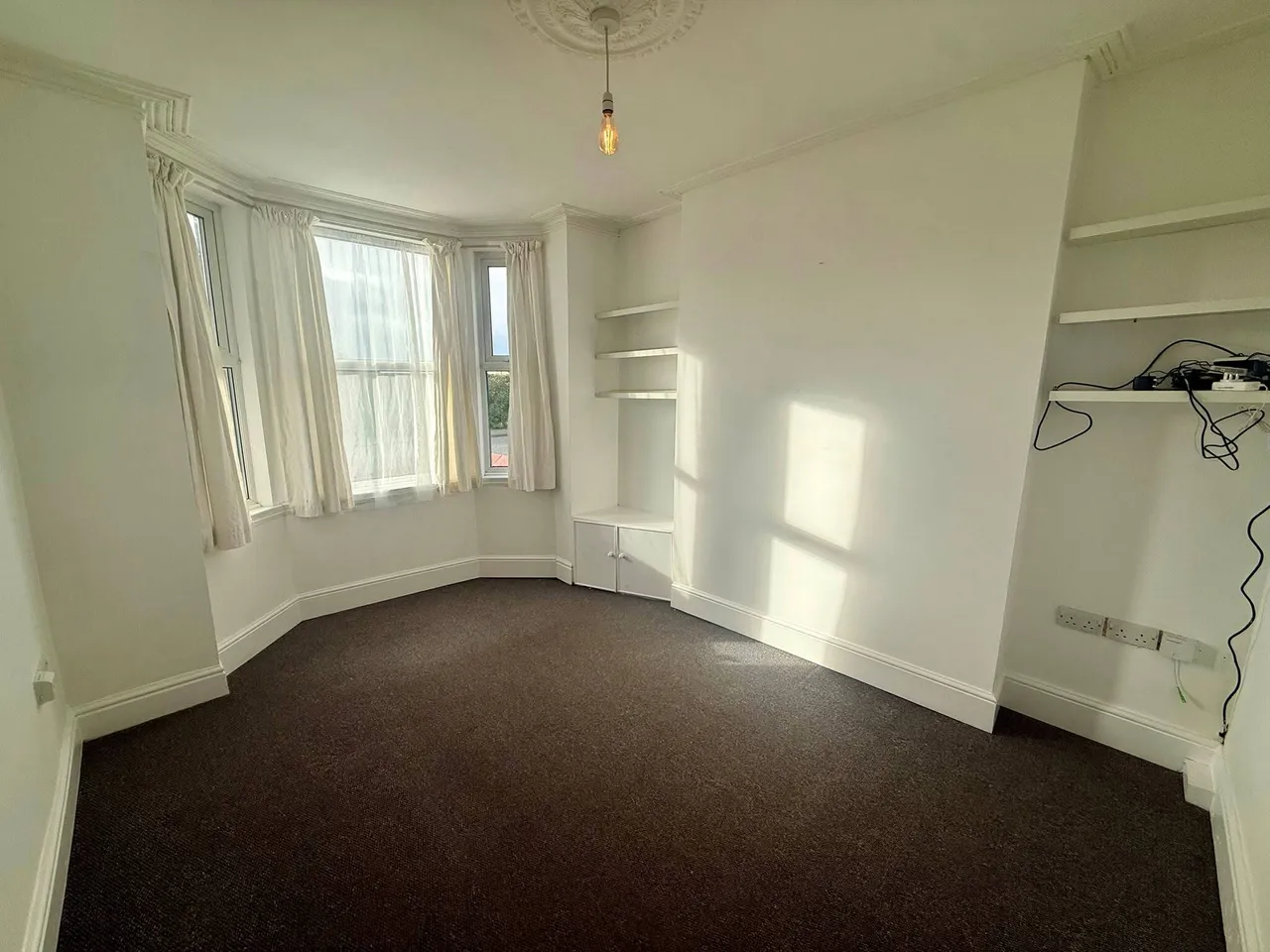 High Street, Saltney, CH4, photo 3