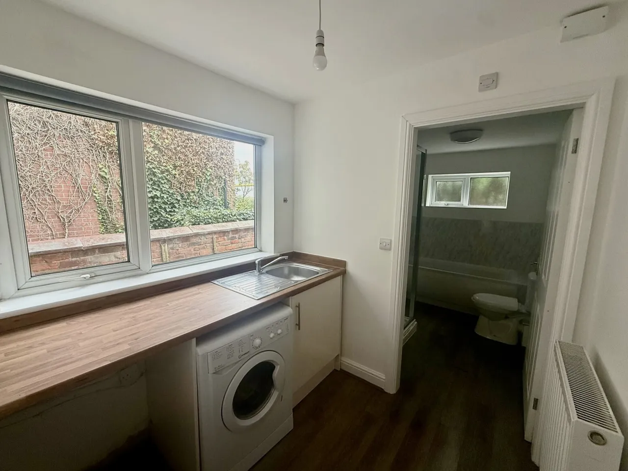 High Street, Saltney, CH4, photo 4