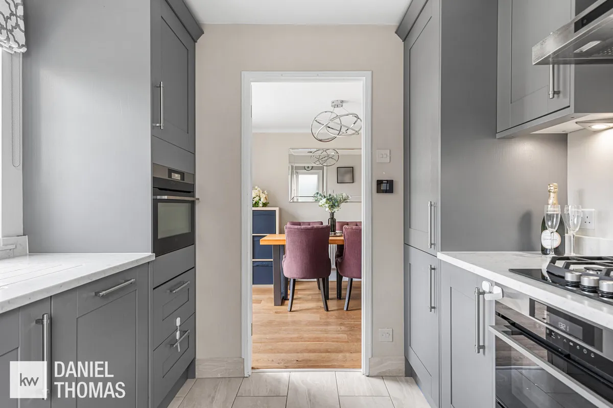 Middle Street, Nazeing, EN9, photo 9