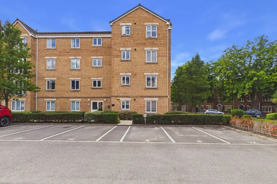 Ash Court, Killingbeck, Leeds, LS14, photo 11