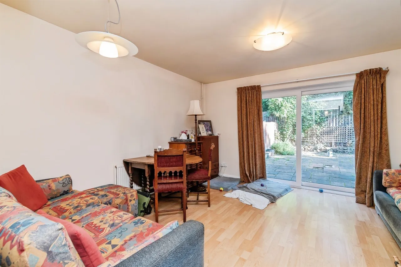 Newcastle Farm Drive, Nottingham, NG8, photo 3