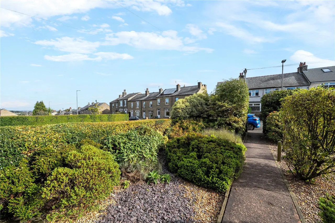 Hazel Grove, Linthwaite, HD7, photo 18