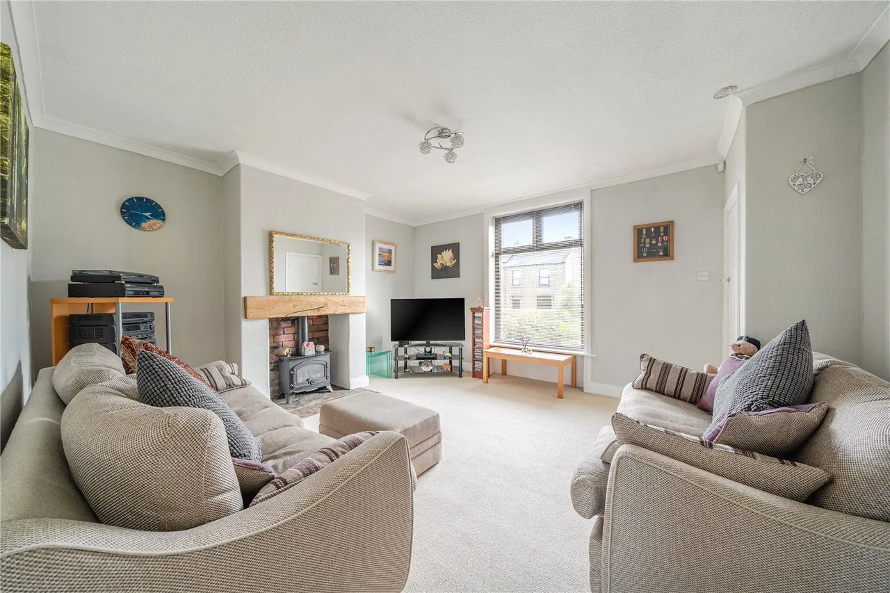 Hazel Grove, Linthwaite, HD7, photo 3