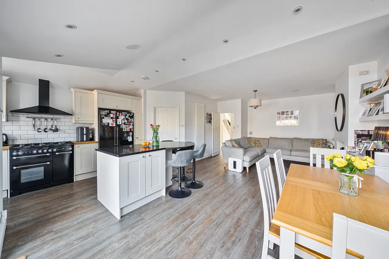 Kingsbury Avenue, St. Albans, AL3, photo 2