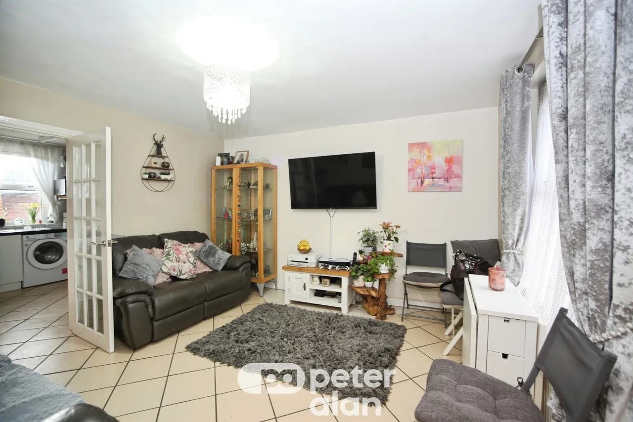 The Crescent, Cwmbran, NP44, photo 4